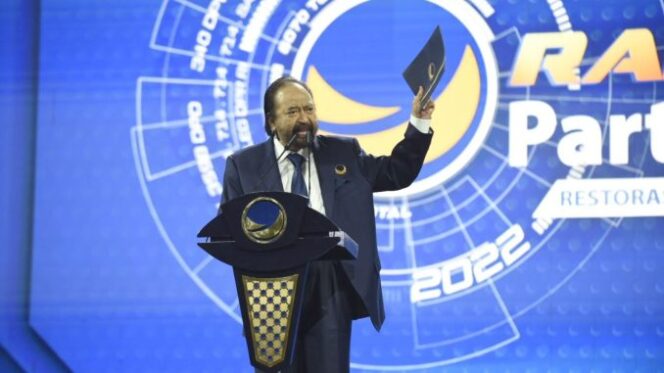 
 Demokrat Cabut Dukungan Anies Ini Kata Surya Paloh