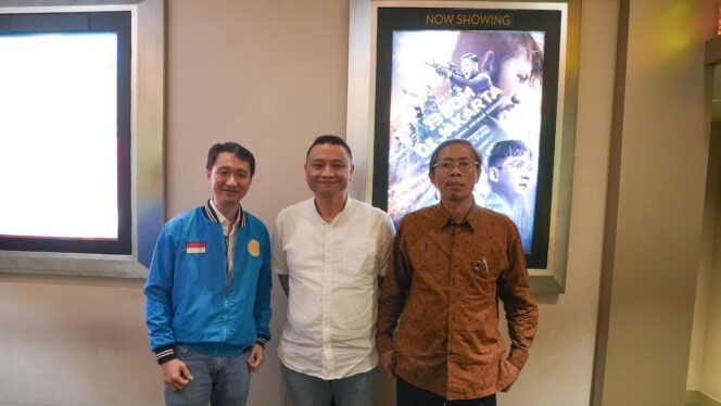 
 FANTASTIS! FILM 13 BOM DI JAKARTA TEMBUS SATU JUTA PENONTON KURANG DARI SEBULAN