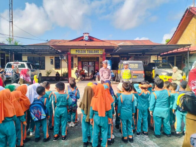
 Polisi Sahabat Anak ( POLSANAK), Berikan Edukasi Tertib Berlalu Lintas Kepada Anak-Anak Usia Dini